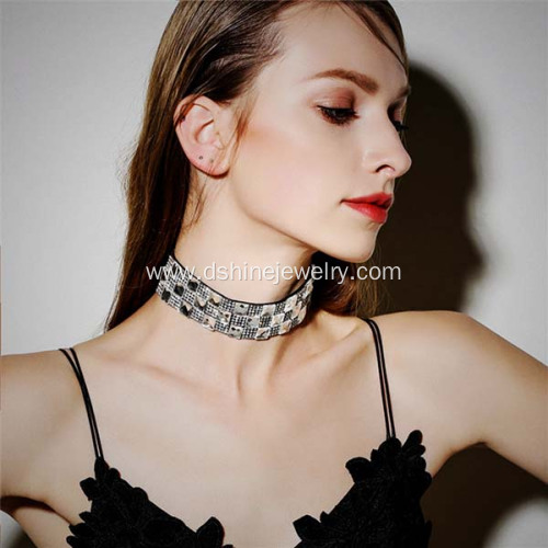 Retro Velvet Choker Square White Rhinestones Necklace Choker